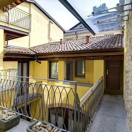 Colleoni Apartamento